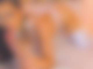 Live cam show with Malaia Hills - Small Tits on Chatstar