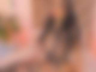 Live cam show with Malaia Hills - Squirt on CamClone