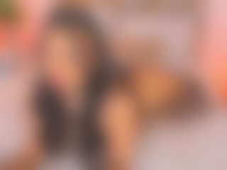 Malaia Hills's Live Sex Cam Show