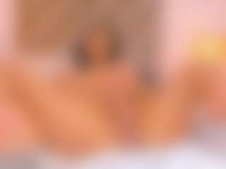 Live cam show with Malaia Hills - Small Tits on TeamSkeetLive