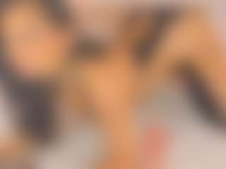 Malaia Hills's Live Sex Cam Show