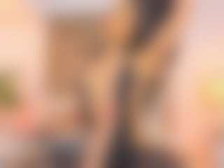 Live cam show with Malaia Hills - Squirt on Camsoda