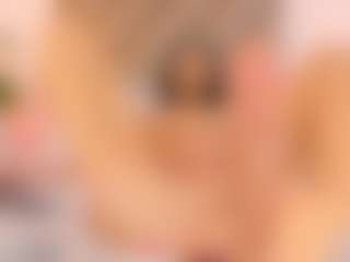 Malaia Hills's Live Sex Cam Show