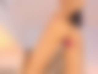 Malaia Hills's Live Sex Cam Show