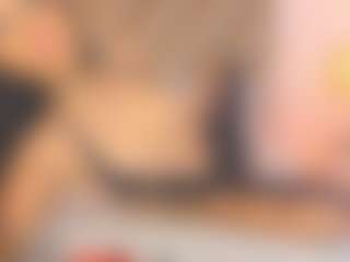 Malaia Hills's Live Sex Cam Show