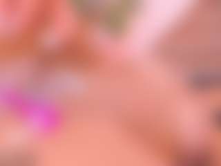 Malaia Hills's Live Sex Cam Show