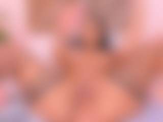 Malaia Hills's Live Sex Cam Show