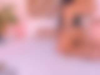 Live cam show with Malaia Hills - Average on Camversity