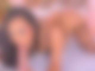 Live cam show with Malaia Hills - Shaved Pussy on fuklive.com