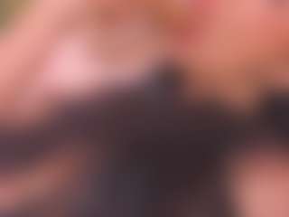 Malaia Hills's Live Sex Cam Show