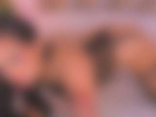 Live cam show with Malaia Hills - Blue Eyes on AdultVida.com
