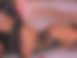 Malaia Hills's Live Sex Cam Show