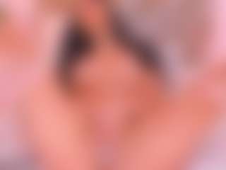 Malaia Hills's Live Sex Cam Show