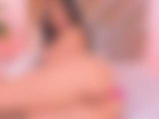Malaia Hills's Live Sex Cam Show