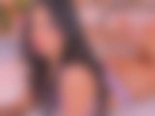 Malaia Hills's Live Sex Cam Show