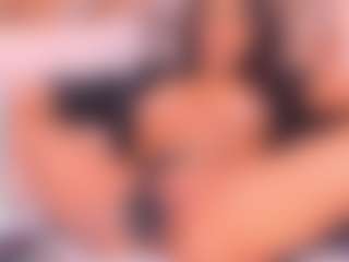Malaia Hills's Live Sex Cam Show