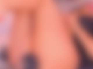 Malaia Hills's Live Sex Cam Show