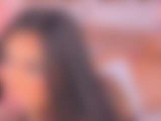 Malaia Hills's Live Sex Cam Show