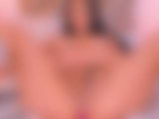 Malaia Hills's Live Sex Cam Show