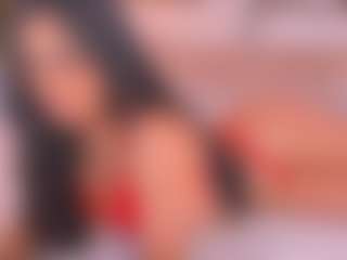 Malaia Hills's Live Sex Cam Show
