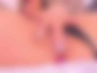 Malaia Hills's Live Sex Cam Show