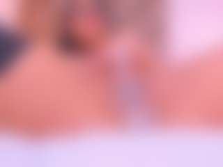 Malaia Hills's Live Sex Cam Show