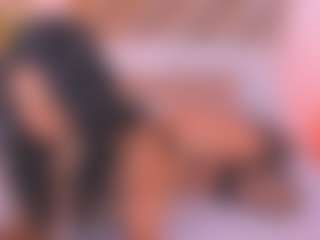 Malaia Hills's Live Sex Cam Show