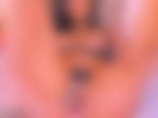 Live cam show with Malaia Hills - Girly on alttransgirls