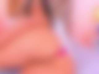 Malaia Hills's Live Sex Cam Show