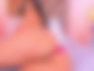 Malaia Hills's Live Sex Cam Show