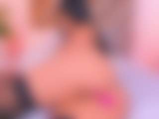 Malaia Hills's Live Sex Cam Show