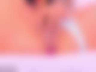 Malaia Hills's Live Sex Cam Show