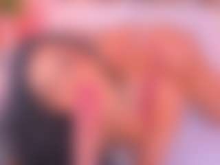 Live cam show with Malaia Hills - Squirt on testsause.com
