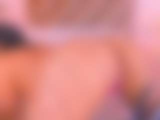 Malaia Hills's Live Sex Cam Show