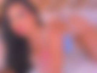 Malaia Hills's Live Sex Cam Show