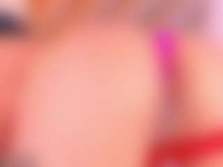 Malaia Hills's Live Sex Cam Show