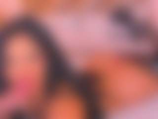 Malaia Hills's Live Sex Cam Show