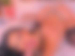 Live cam show with Malaia Hills - Spank on AdultVida.com