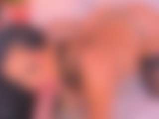 Live cam show with Malaia Hills - Dirty on StripNow
