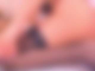 Malaia Hills's Live Sex Cam Show