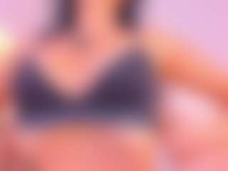 Live cam show with Malaia Hills - Spank on Streamer API