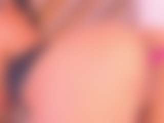 Live cam show with Malaia Hills - Deepthroat on Camsoda