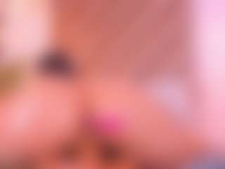 Malaia Hills's Live Sex Cam Show