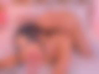 Malaia Hills's Live Sex Cam Show