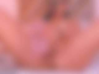 Malaia Hills's Live Sex Cam Show