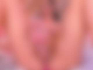 Live cam show with Malaia Hills - Facial Piercings on makecum.org