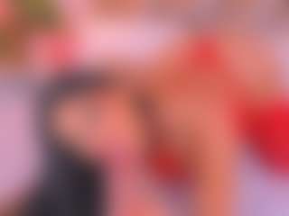 Live cam show with Malaia Hills - Squirt on liverealitysex.com