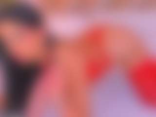 Malaia Hills's Live Sex Cam Show