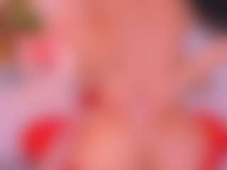 Malaia Hills's Live Sex Cam Show
