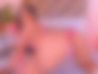 Malaia Hills's Live Sex Cam Show